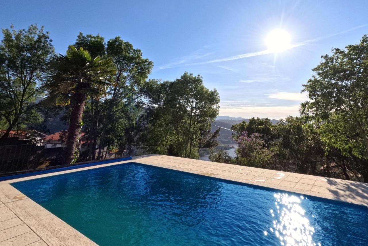 Casa De Pinheiral Bed & Breakfast Baiao Exterior photo